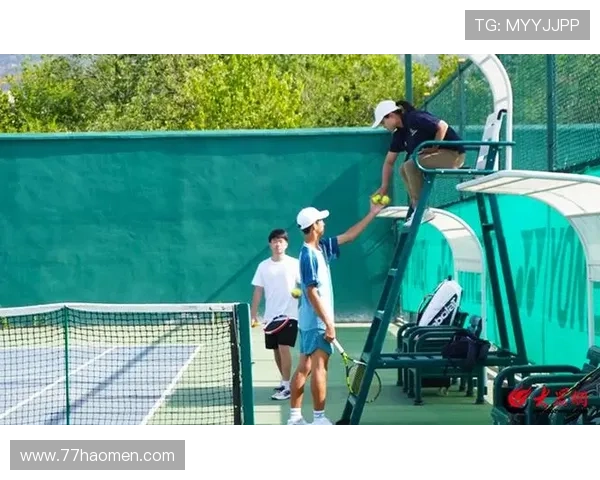 中学生网球比赛：展现青春活力与竞技精神的盛会